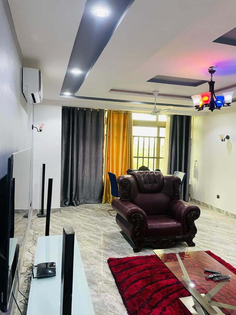 Assika Apartment Cotonou Bagian luar foto